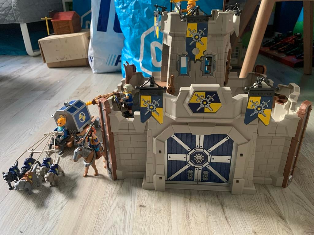 Playmobil Kasteel met ridders en wolven, Ophalen of Verzenden, Gebruikt, Complete set