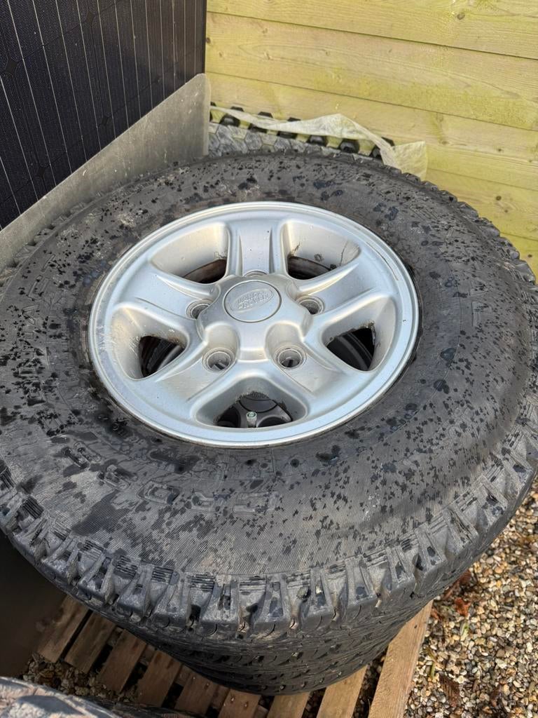 Wielen sets Landrover Defender AT/ Mud Boost Modulair, Ophalen, Overige, Gebruikt, 255 mm