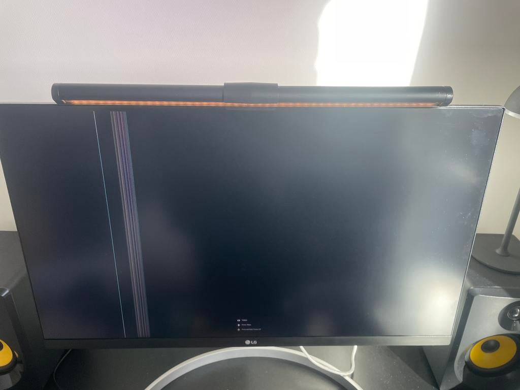 LG monitor 27 inch - 4k DEFECT scherm, Computers en Software, Monitoren, Ophalen, Gebruikt, IPS, Ultra HD (4K)