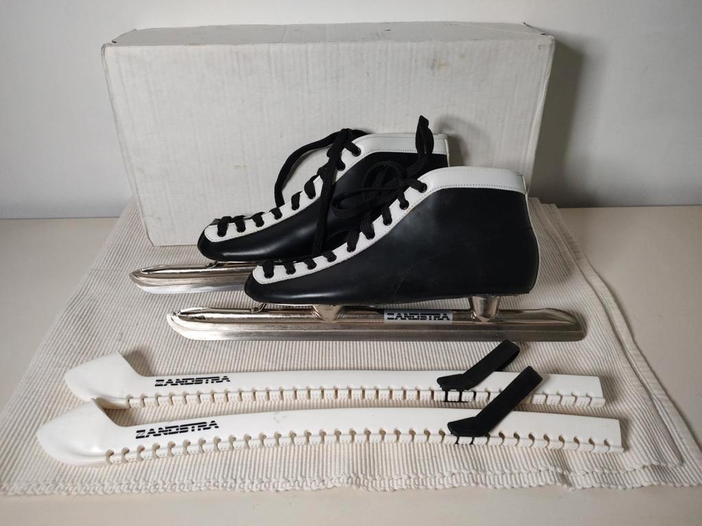 S627 Zandstra Lage Noren maat 43, geslepen, Sport en Fitness, Schaatsen, Zandstra, Ophalen of Verzenden, Joure, Onbekend