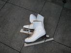 TE KOOP PAAR DAMES KUNST SCHAATSEN, Ophalen, Noren, Overige merken