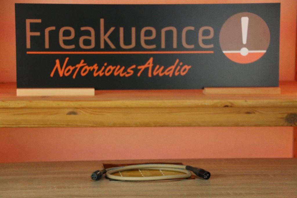 Cardas Neutral ref.video 1m xlr/xlr INRUIL OK. DEMO* A lot!, Cardas Audio, Ophalen of Verzenden, Zo goed als nieuw, Interlink-kabel