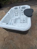 ⁉️Luxe Wellis Jacuzzi 3 Personen 2 ligplaatsen⁉️, Filter, Ophalen of Verzenden, Zo goed als nieuw, Inbouw