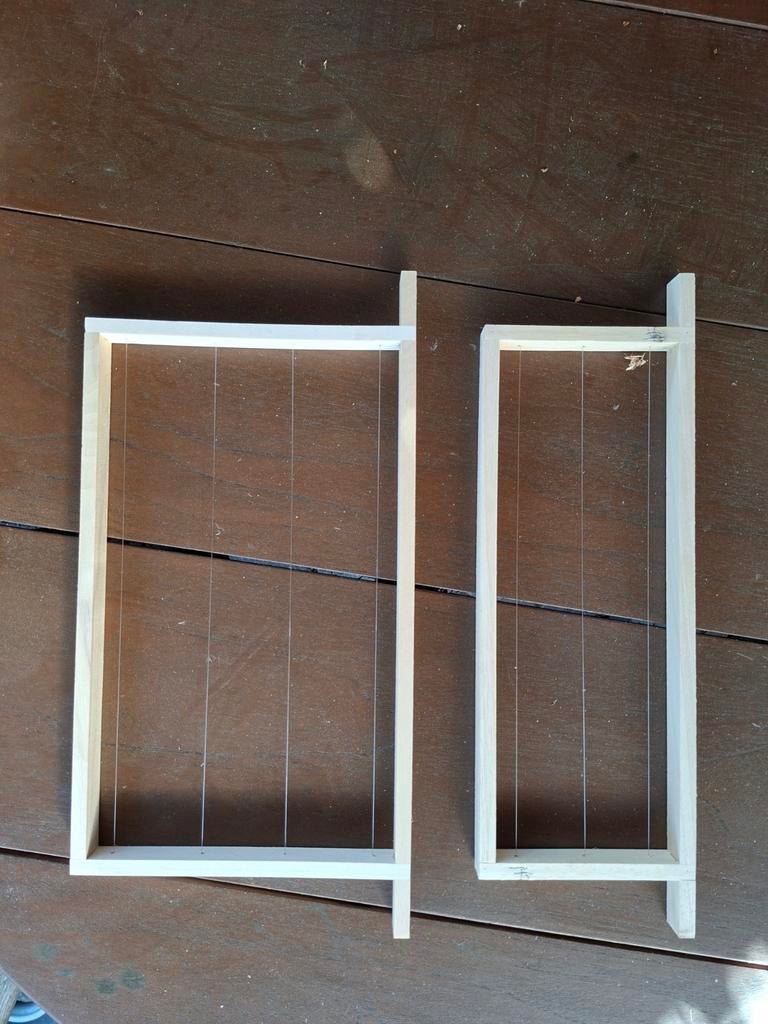 Spaarkast broedkamer en honingkamer ramen, Bijen