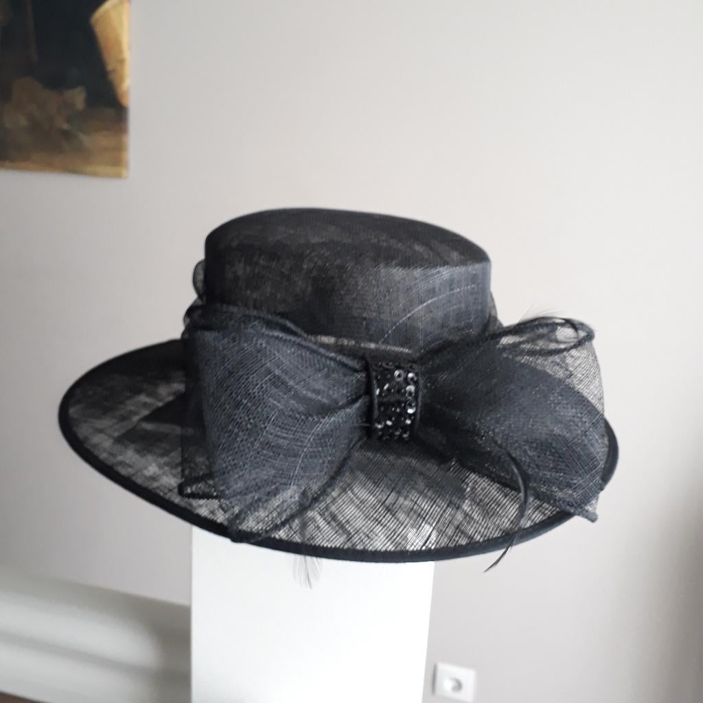 zomerhoed zwart, Kleding | Dames, Hoeden en Petten, Ophalen of Verzenden, Zo goed als nieuw, 56 of 57 cm (M, 7 of 7⅛ inch), Hoed