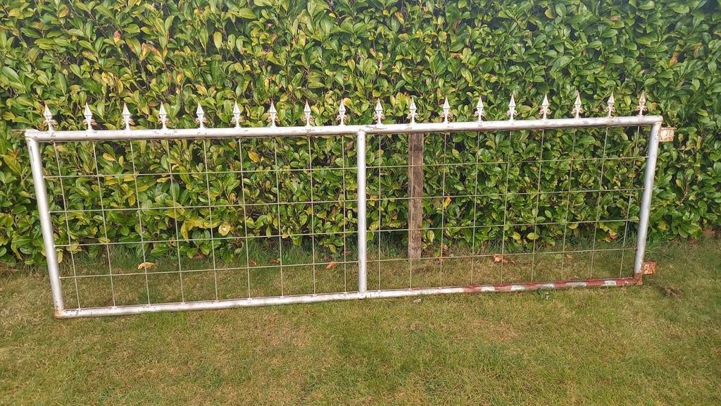 Poort   hek, Ophalen, 150 tot 200 cm, IJzer, 200 cm of meer