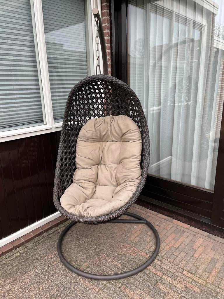 Hangstoel met kussen, Tuin en Terras, Ophalen, Gebruikt, Wicker