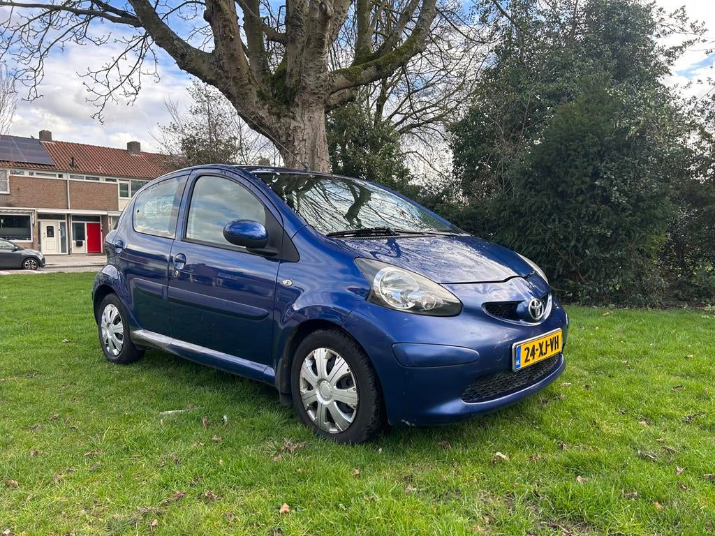 Toyota Aygo 1.0 12V Vvt-i 5DRS MMT 2007 Blauw !!Automaat!!, Stof, 68 pk, Origineel Nederlands, Bedrijf