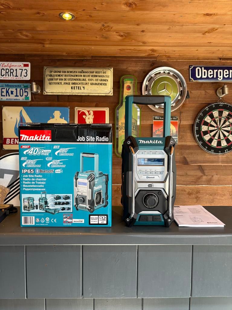 Nieuwe Makita MR004GZ Bouwradio DAB+ Bluetooth XGT LXT CXT, Ophalen of Verzenden, Nieuw, Bouwradio
