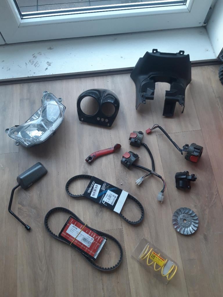 Aerox onderdelen, Fietsen en Brommers, Brommeronderdelen | Scooters, Zo goed als nieuw, Yamaha, Overige typen, Ophalen of Verzenden