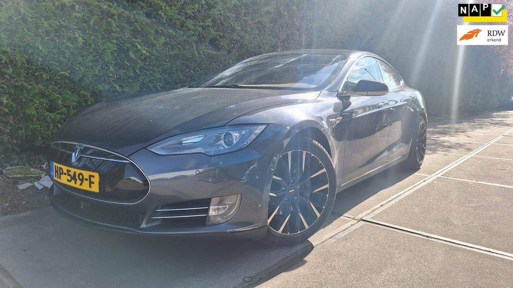 Tesla Model S 70D Base (batterij defect!), Auto's, Tesla, 390 km, Gebruikt, Model S, 31 min