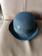 Donkergroene bolhoed met embleem douane dameshoed, Verzamelen, Ophalen of Verzenden, Landmacht, Nederland, Embleem of Badge