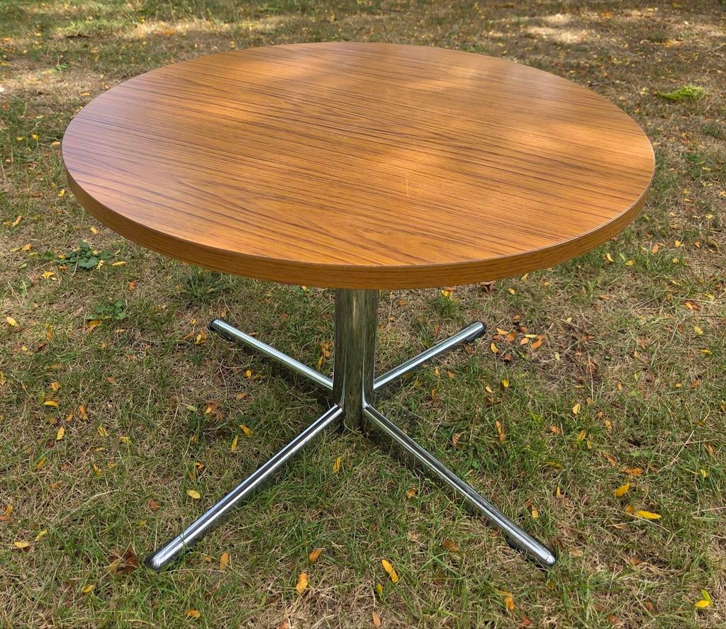 Vintage salontafel met stalen onderstel en formica blad, Antiek en Kunst, Ophalen