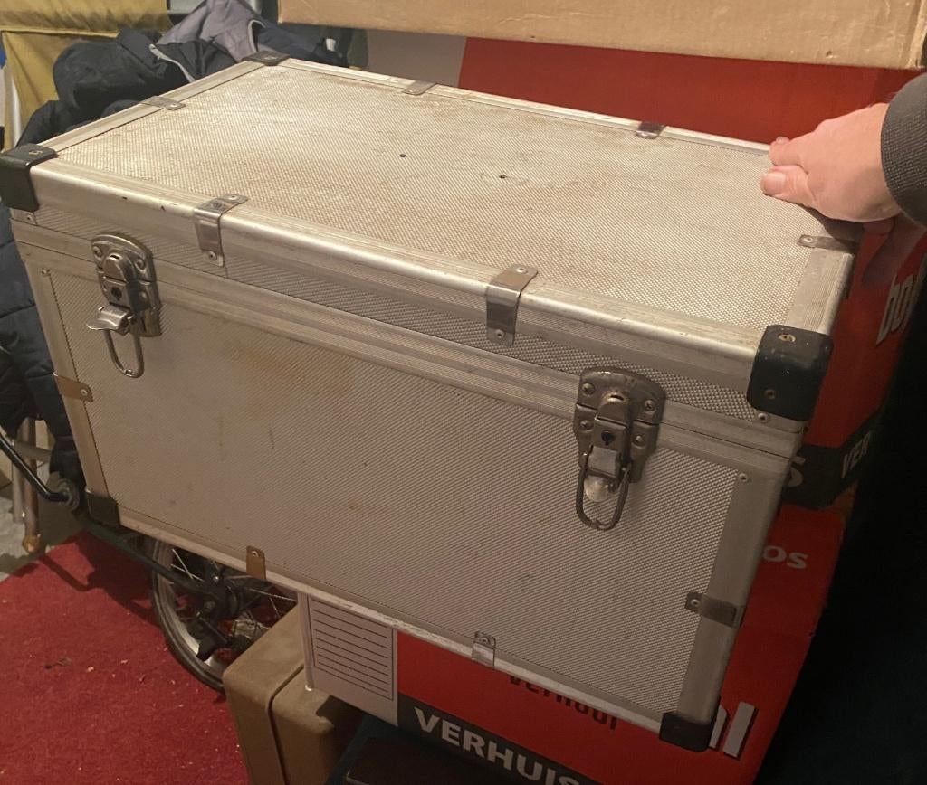 Flightcase / aluminium transport koffer - met slot, Ophalen, Gebruikt, Overige instrumenten, Flightcase