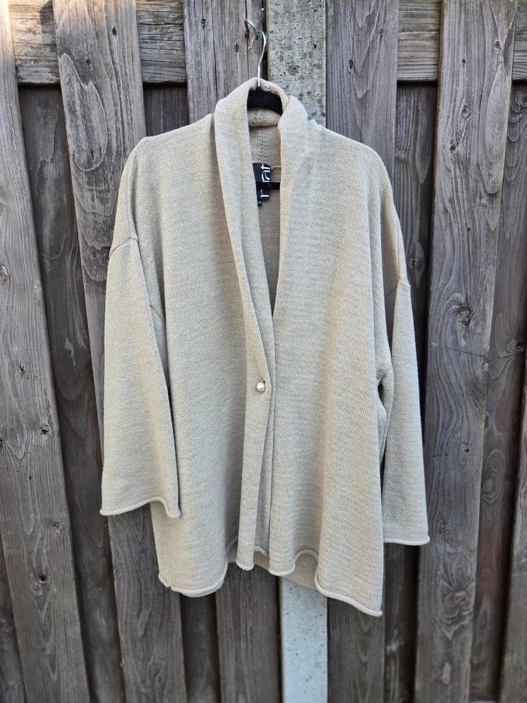 Vest van Mat, Mat, Ophalen of Verzenden, Zo goed als nieuw, Beige