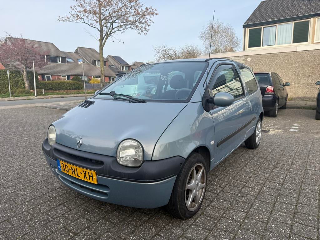 Renault Twingo 1.2 Nwe distr. / NAP / ijskoude airco / Elekt, Auto's, Voorwielaandrijving, 600 kg, 4 cilinders, Origineel Nederlands