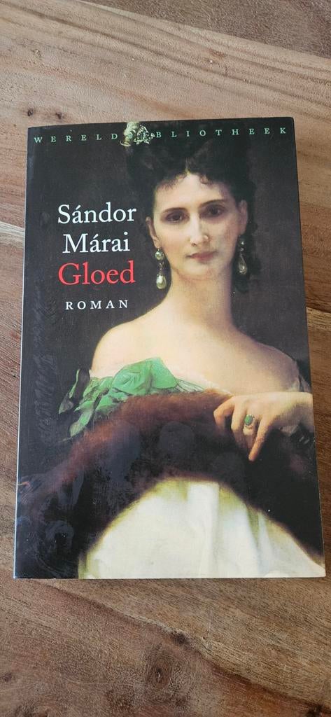 Sándor Márai Gloed, Boeken, Literatuur, Zo goed als nieuw, Ophalen of Verzenden