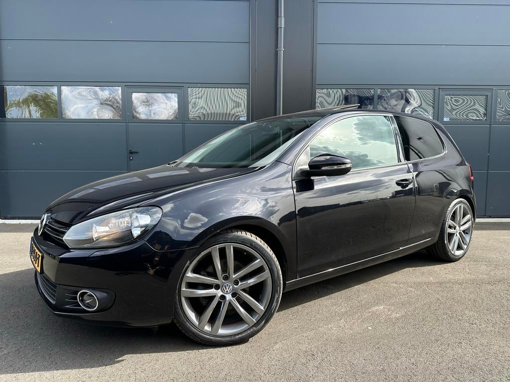 Volkswagen Golf 1.4 TSI 90KW DSG 2009 Zwart, Beige, 4 cilinders, 650 kg, 1216 kg