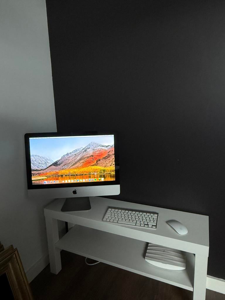 iMac 21.5 Inch mid 2011, Computers en Software, Apple Desktops, Ophalen, Zo goed als nieuw, IMac, 2 tot 3 Ghz