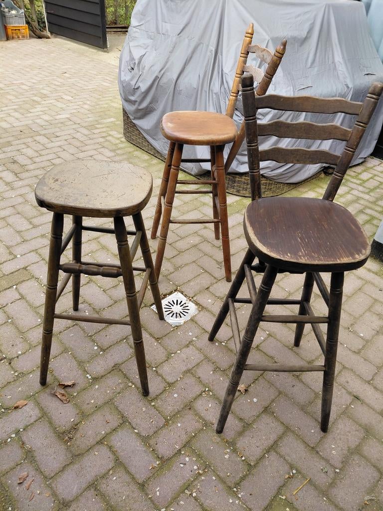 Te koop houten barkrukken, 5 krukken of meer, Ophalen of Verzenden, Gebruikt, 60 tot 90 cm