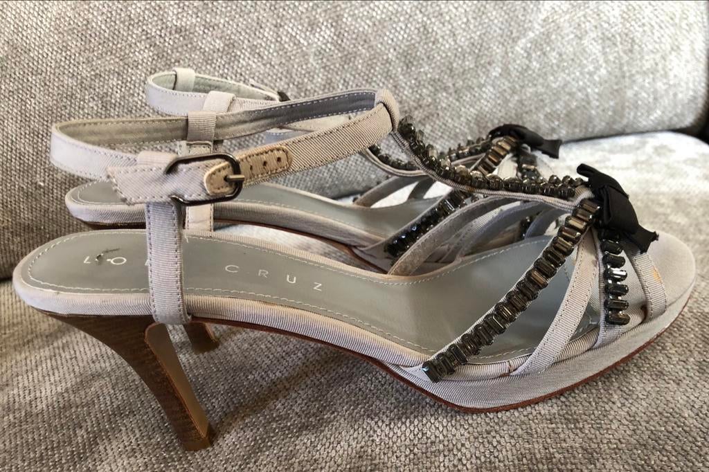 Lola Cruz sandalen maat 39 grijs, Kleding | Dames, Schoenen, Nieuw, Grijs, Sandalen of Muiltjes, Ophalen of Verzenden