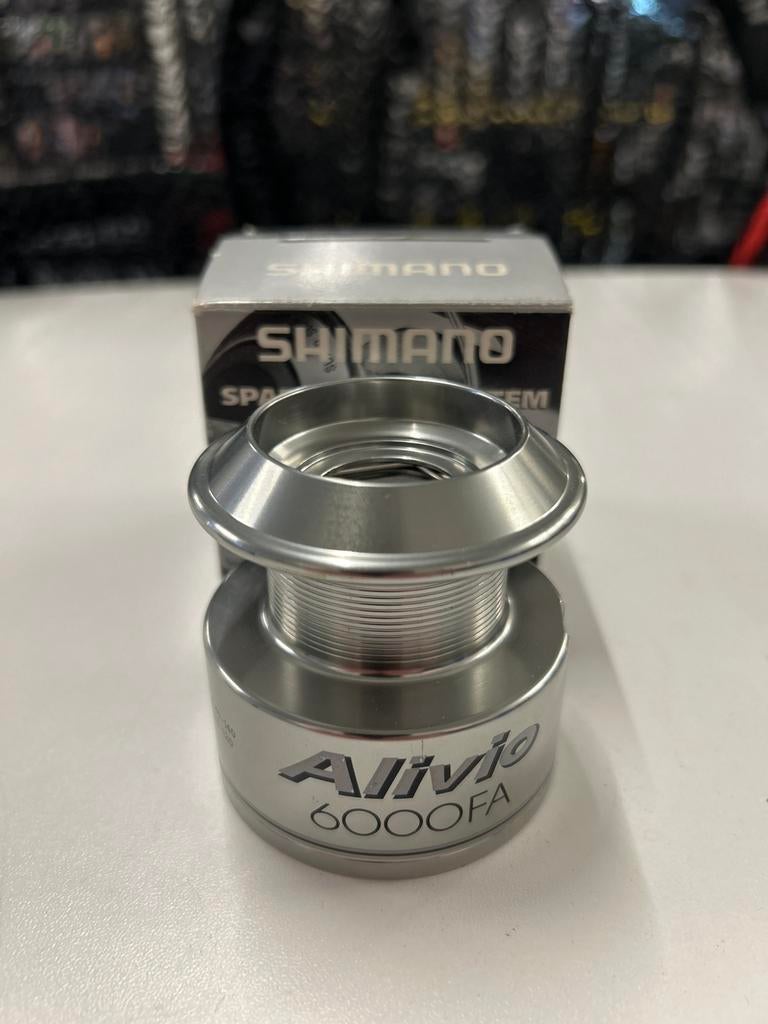 Shimano Alivio 6000FA Spoel - Nieuwstaat!, Watersport en Boten, Hengelsport | Algemeen, Nieuw, Molen, Ophalen of Verzenden