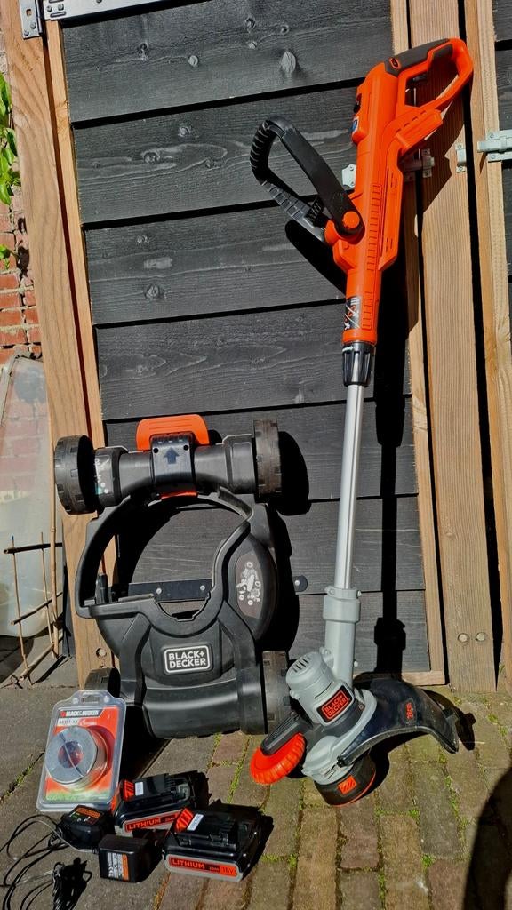 BLACK DECKER 18V Grastrimmer Set (2x Accu + Lader) topstaat., Ophalen, Minder dan 30 cm, Accu-grasmaaier, Black & Decker