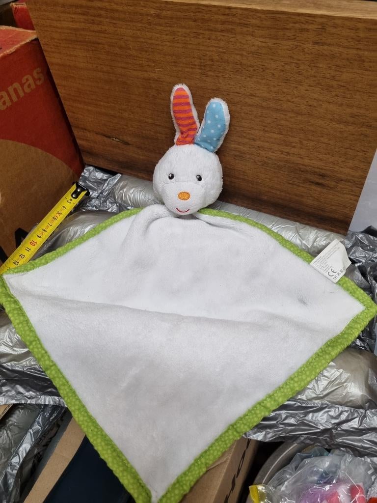 Action knuffel doekje konijn nr 21, Kinderen en Baby's, Speelgoed | Knuffels en Pluche, Ophalen of Verzenden, Konijn