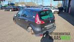 Achterbumper van een Renault Scenic (NV676), Gebruikt, -, Renault, -