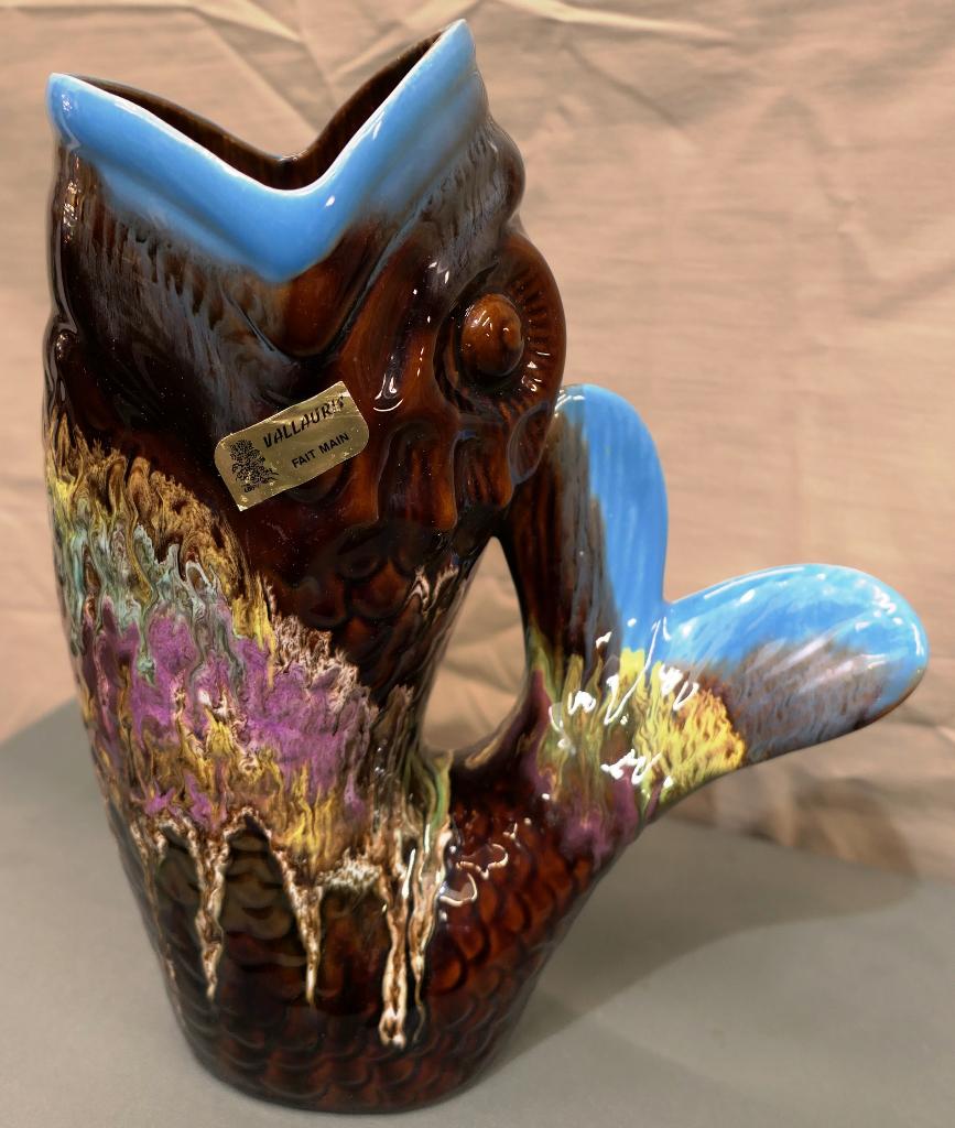 Puntgave Vallauris vaas in de vorm van een vis., Antiek en Kunst, Antiek | Vazen, Ophalen of Verzenden