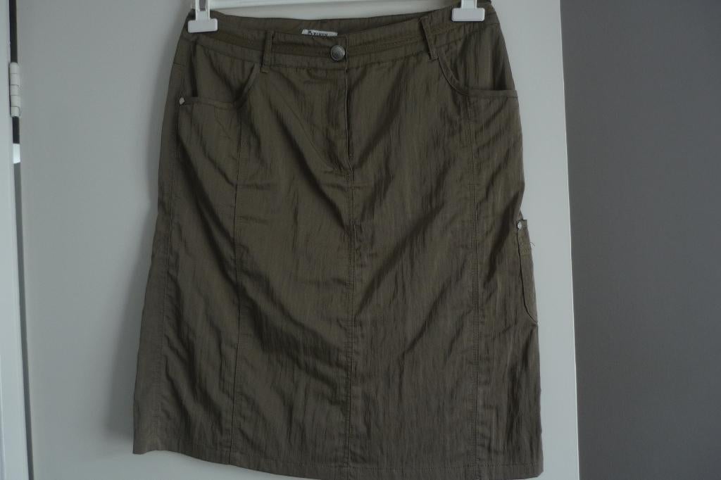 rok, Maat 38/40 (M), Ophalen of Verzenden, Zo goed als nieuw, Knielengte