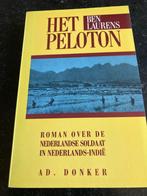 Het Peloton - Roman over Nederlandse soldaat in Ned.-Indië, Ophalen of Verzenden, Gelezen, Nederland