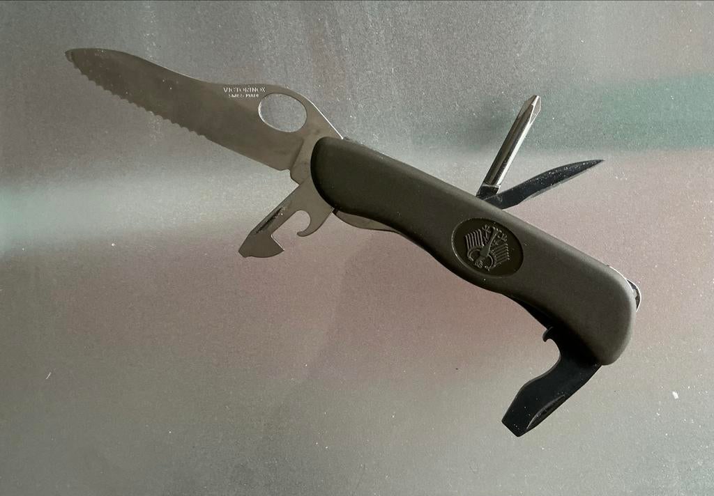 Nieuw Victorinox Duits Legermes met Tools, Ophalen of Verzenden, Nieuw