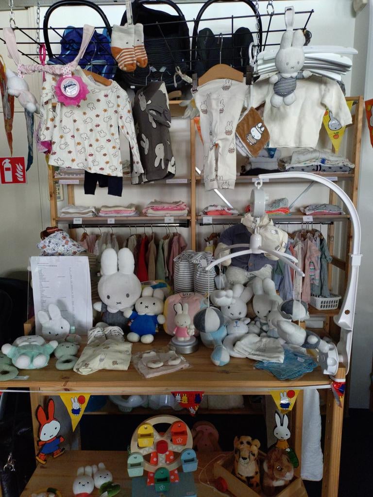 Nijntje knuffels, kleding en accessoires - Zo goed als nieuw, Overige merken, Onbekend, Konijn, Nijntje