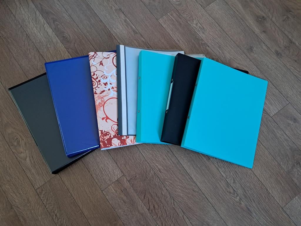 Verschillende ringbandmappen en snelhechters, gratis., Ophalen