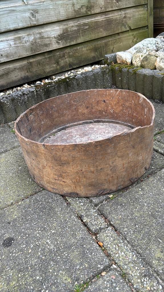 Houten bak, Ophalen