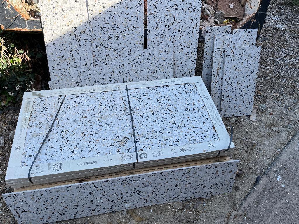 Tegels terrazzo groot, Doe-het-zelf en Verbouw, Tegels, Ophalen, 60 cm of meer, Nieuw, 5 tot 10 m²