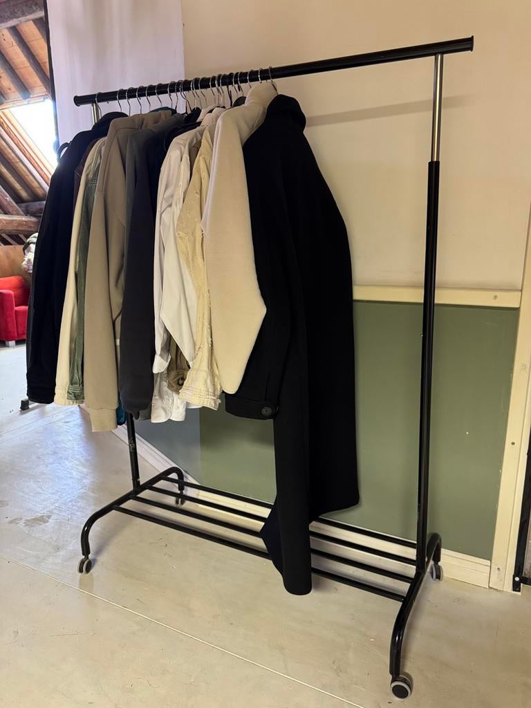 Kledingrek, Ophalen of Verzenden, Zo goed als nieuw