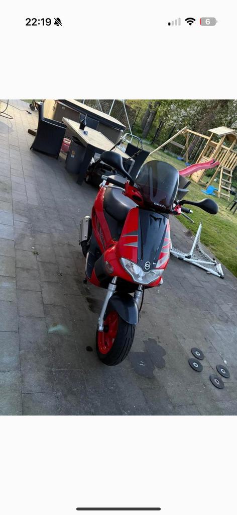 Gilera runner 172cc, Fietsen en Brommers, Ophalen, Zo goed als nieuw, Benzine, Overige modellen