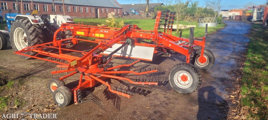 Te Koop Kuhn GA7501 en GA 8521, Zakelijke goederen, Ophalen, -, Niet opgegeven, Oogstmachine