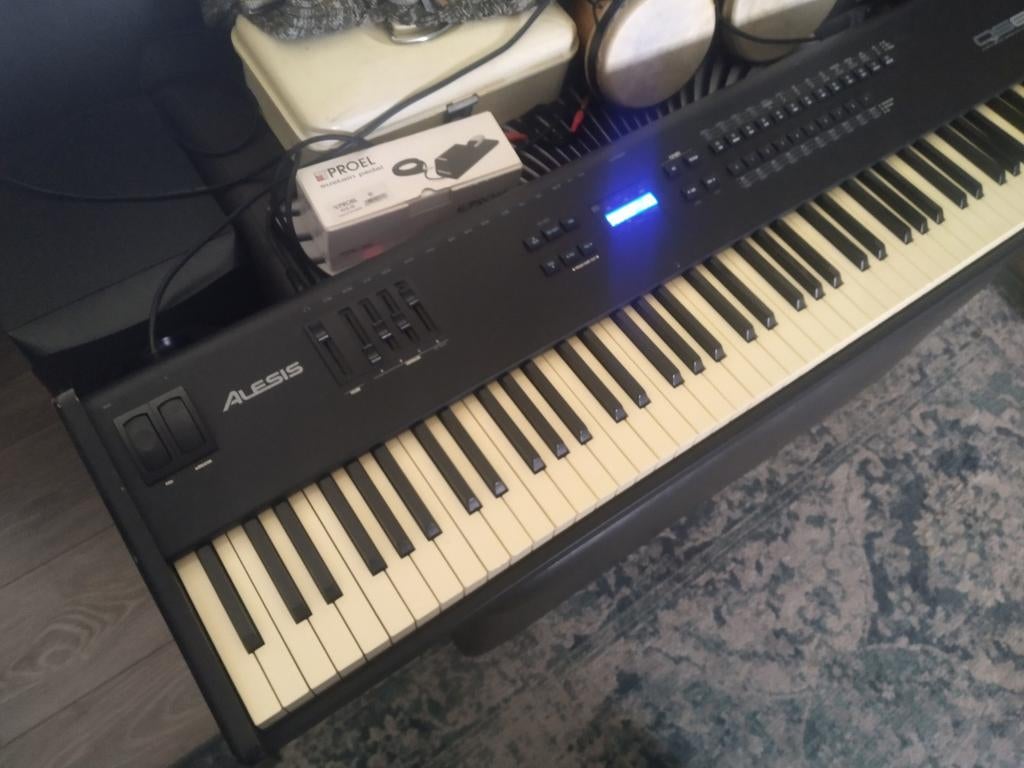 Alesis QS8, Ophalen of Verzenden, 88 toetsen, Overige merken