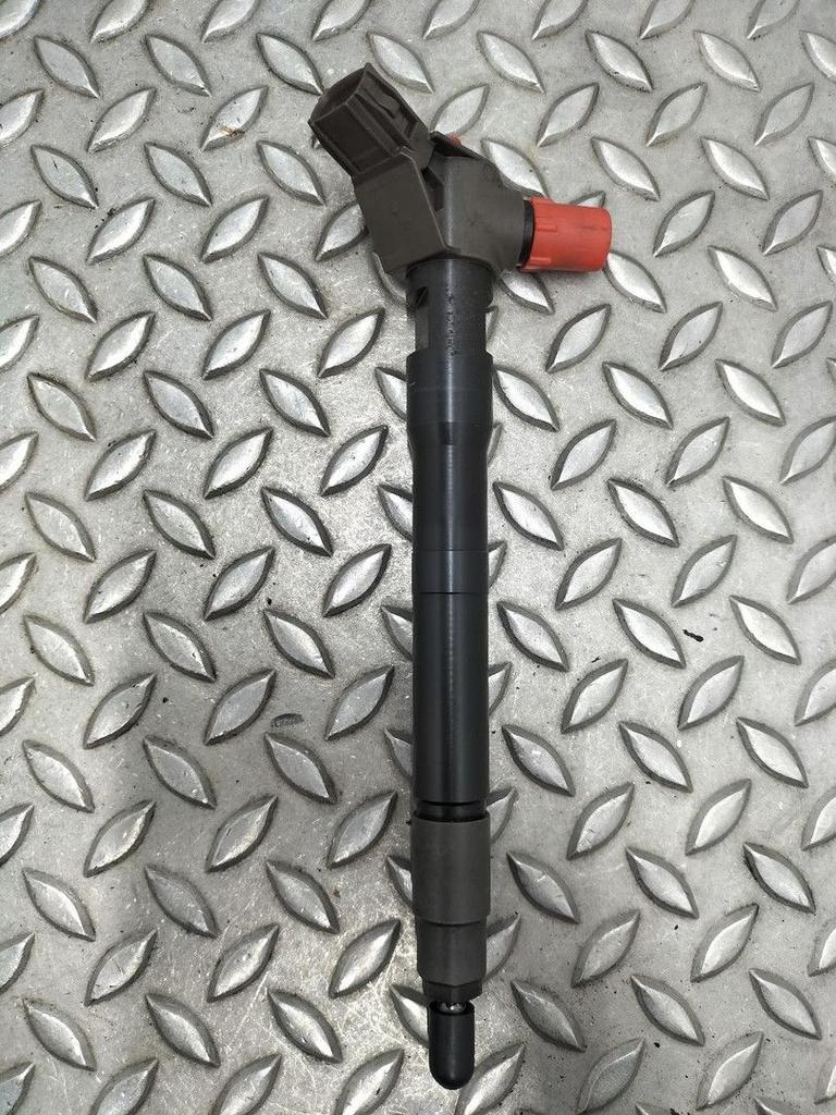 MAZDA CX-5 BRANDSTOF INJECTOR / VERSTUIVER SH0113H50 2014, Ophalen of Verzenden, Gebruikt, Stiba lid