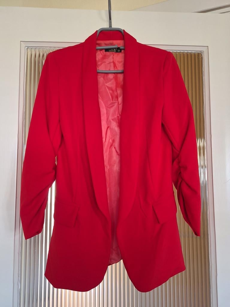 Chique dames colbertje maat S merk FAME, Kleding | Dames, Ophalen of Verzenden, Zo goed als nieuw