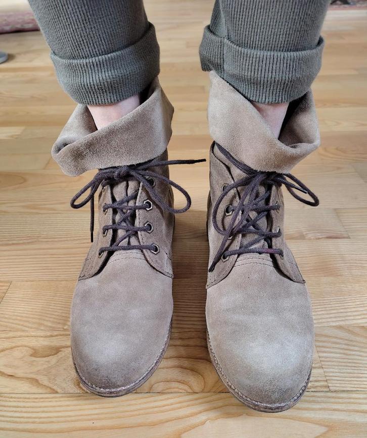 Footnotes Veterlaars Boots Enkellaars suède beige maat 39,5, Kleding | Dames, Schoenen, Zo goed als nieuw, Lage of Enkellaarzen
