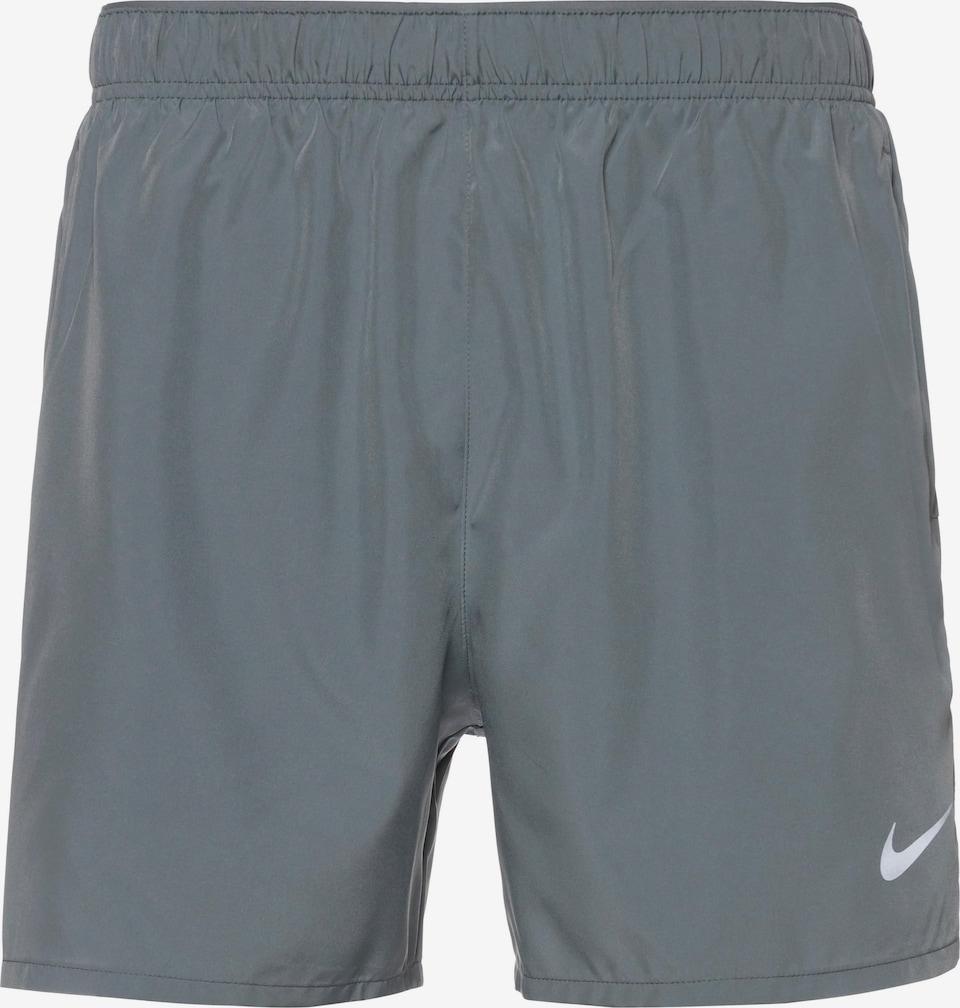 Nike Dri-FIT hardloopshirt en shorts, Ophalen of Verzenden, Zo goed als nieuw, Hardlopen of Fietsen, Maat 48/50 (M)