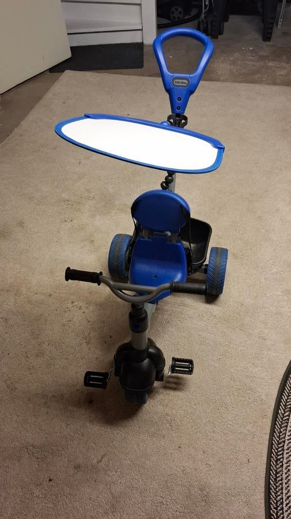 Little Tikes Kinderfiets/driewieler met duwstang, Fietsen en Brommers, Fietsen | Kinderfietsjes, Ophalen, Minder dan 16 inch