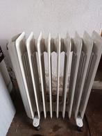 Elektrische Oliegevulde radiator op wieltjes, Ophalen, Gebruikt, Minder dan 200 watt, Radiator