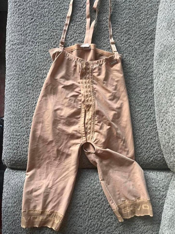 VOE compressie pak maat 38 3004 S, Kleding | Dames, Overige Dameskleding, Zo goed als nieuw, Ophalen of Verzenden