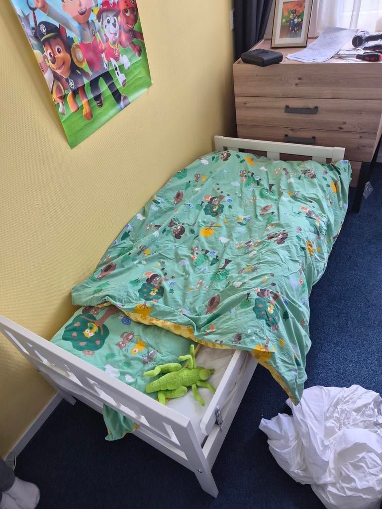 Wit peuterbed ikea, Ophalen of Verzenden, Gebruikt, Lattenbodem