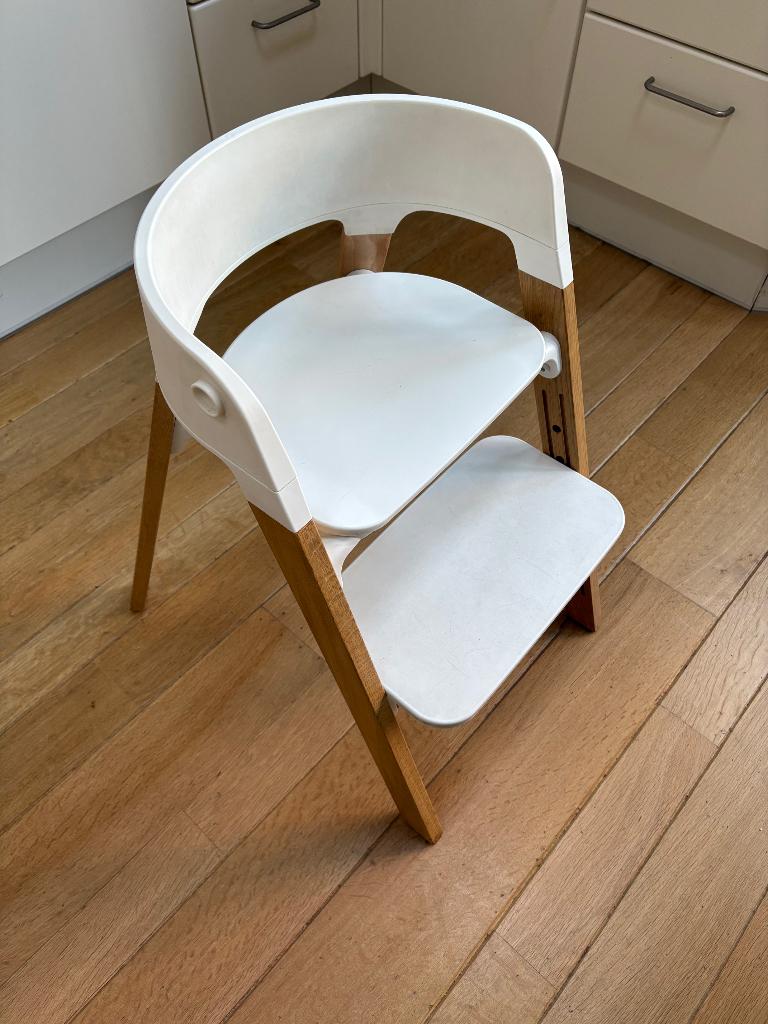 Stokke Steps kinderstoel + wipstoel (complete set) – Greige, Kinderen en Baby's, Kinderstoelen, Ophalen, Gebruikt, Meegroeistoel